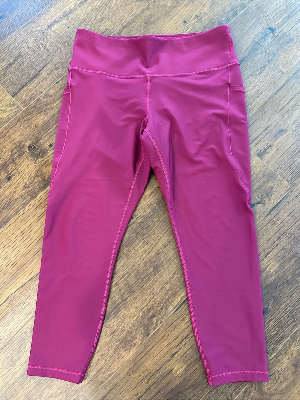 Athleta  women’s Crop Leggings - Magenta Pink